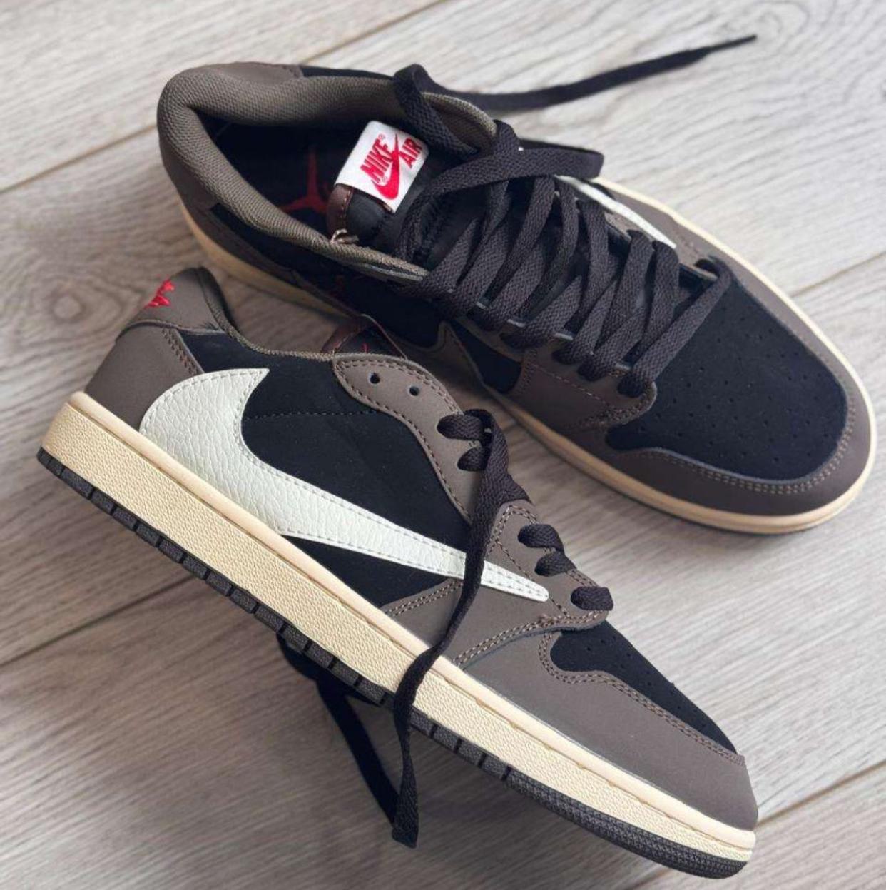 Air Jordan 1 Low x Travis Scott “Cactus Jack”