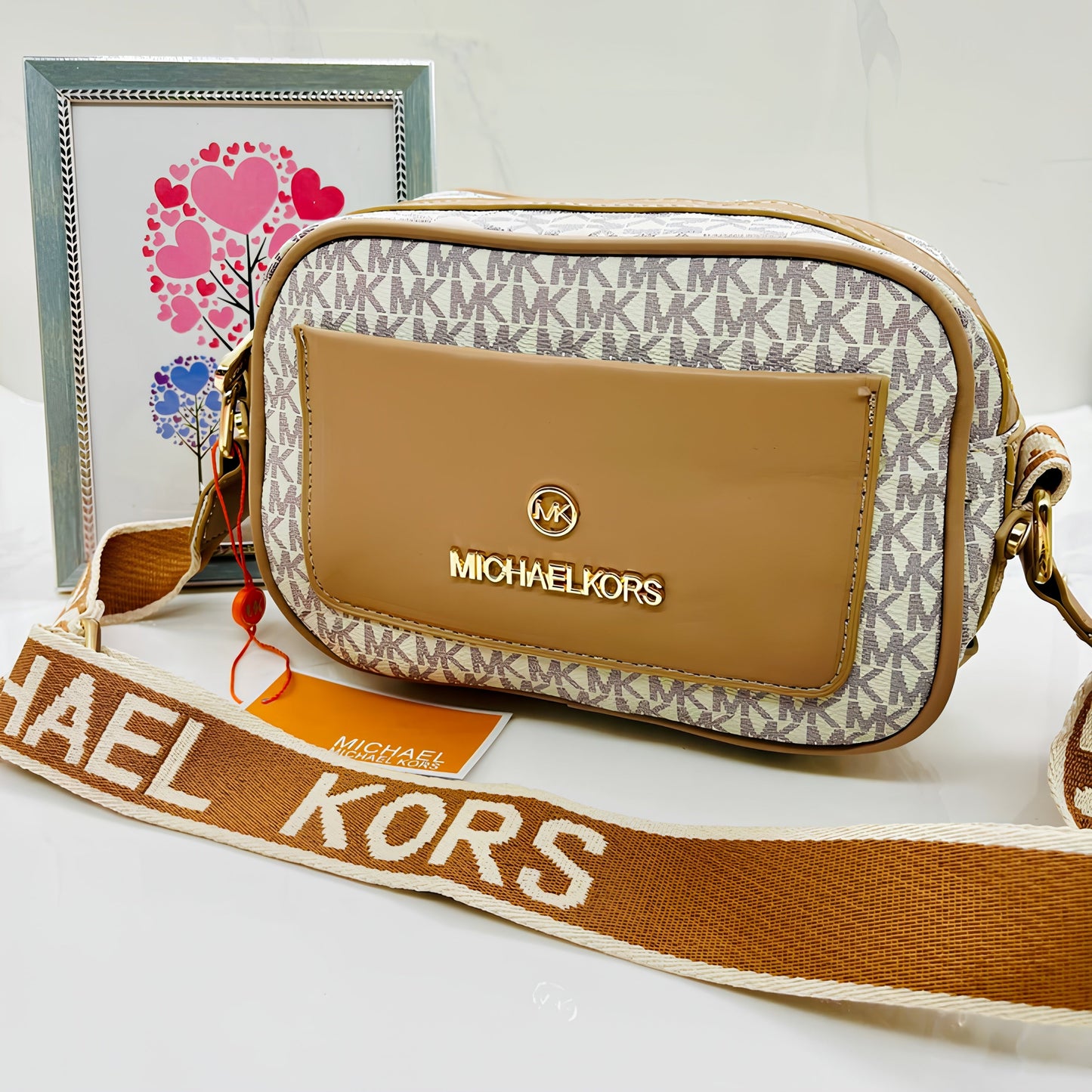 MICHAEL KORS BANDOLERA MAEVE