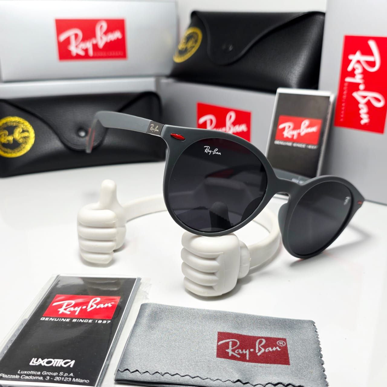 GAFAS RAY-BAN RB4195 FERRARI WAYFARER LITEFORCE NEGRO