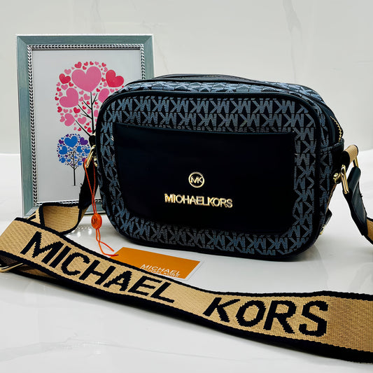 MICHAEL KORS BANDOLERA MAEVE