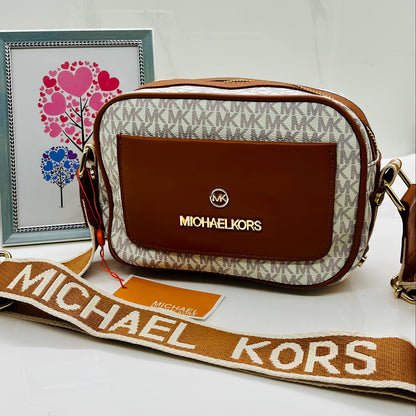 MICHAEL KORS BANDOLERA MAEVE