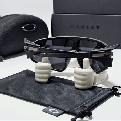 GAFAS OAKLEY LATCH PANEL